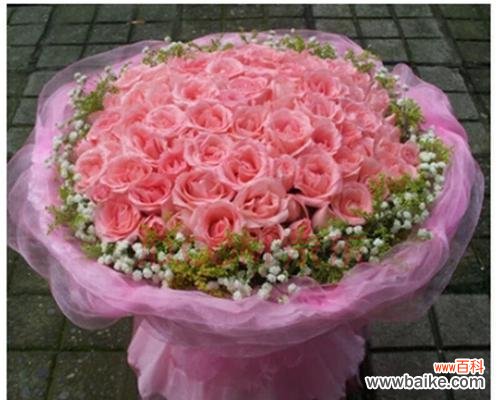 传递爱情的芳香之语 99朵粉玫瑰的花语