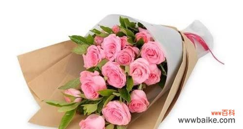 解读爱情与浪漫，真正懂得送花艺术 8朵粉玫瑰的花语及寓意