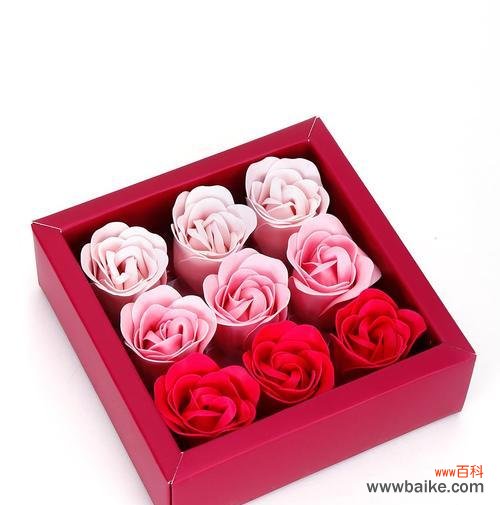 探究九朵玫瑰代表的含义与象征 九朵玫瑰的寓意