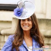 凯特的花卉头饰是什么意思？花卉头饰在时尚中的应用是什么？