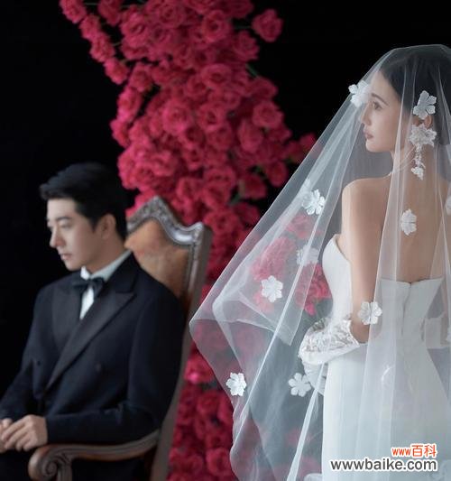 婚纱上的玫瑰花有何寓意？