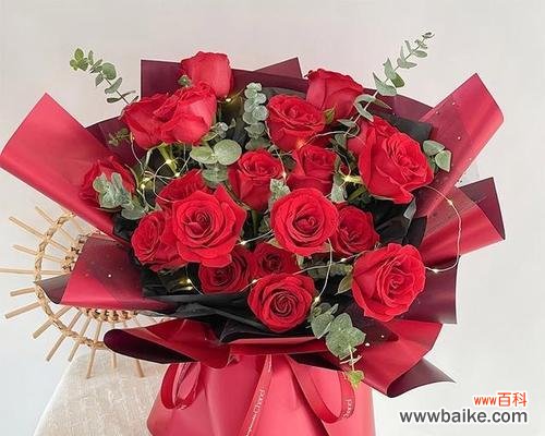 传递深情的花束 以十一朵的玫瑰花语