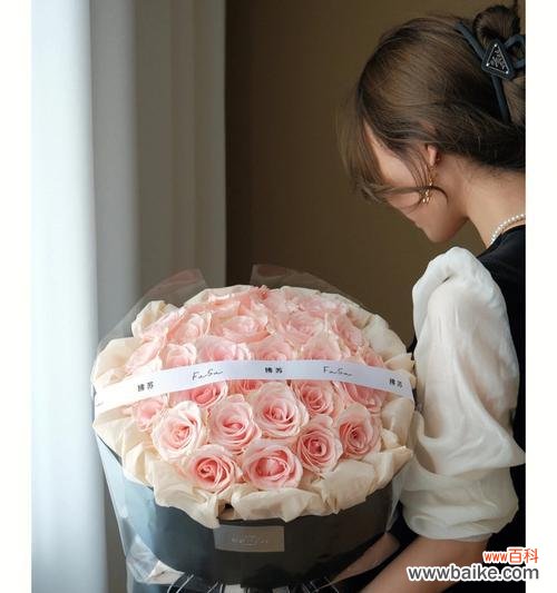 33朵粉色玫瑰花代表什么？它的寓意是什么？