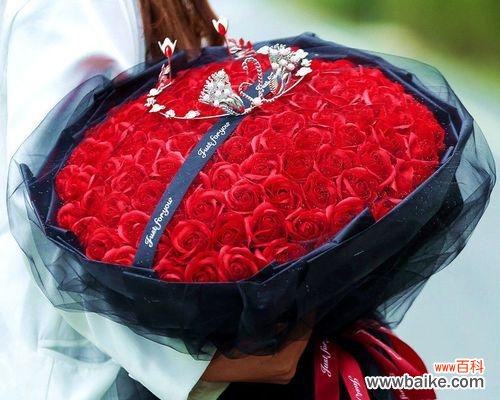 圣诞节送玫瑰花作为礼物有何寓意？