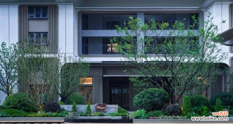 花语澜溪的交房时间是什么时候？