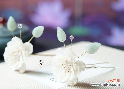 揭开珍珠花背后的秘密，解读她的深刻寓意 珍珠花花语——探寻花海中的真实