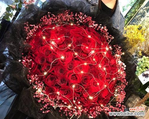 黑纱玫瑰在花语中代表什么？