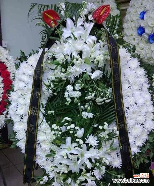 花圈通常用来表达什么样的花语？