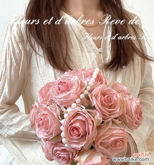 新人婚礼上应该选择哪种玫瑰？