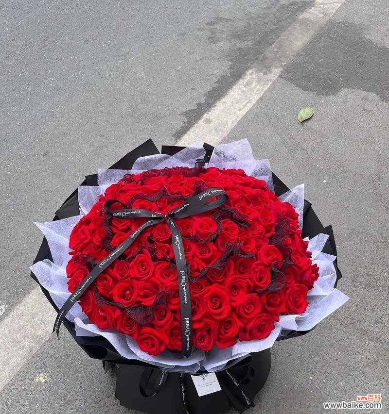 99朵红玫瑰花束代表了哪些情感？