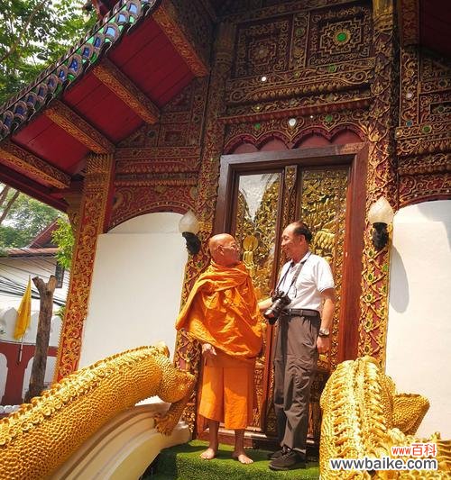 和尚买玫瑰花寓意什么？和尚购买玫瑰花有何含义？