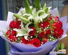 探索17朵玫瑰的神秘内涵 17朵玫瑰的花语及其象征意义