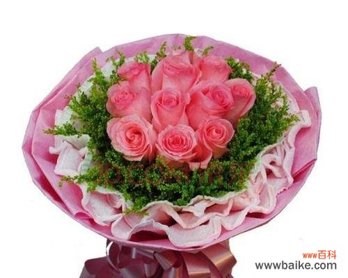 探寻不同朵数玫瑰的花语及象征意义 玫瑰花语