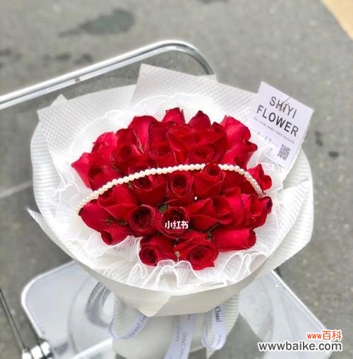 探索玫瑰的深意,解读花朵的秘密语言 玫瑰的含义与象征——花语探秘