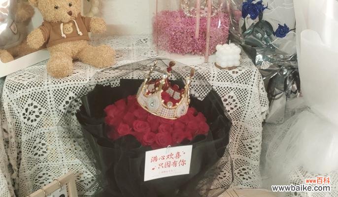 爱心52朵玫瑰花有何含义？代表什么情感？