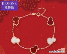 红色玫瑰花金色手链的寓意是什么？