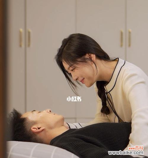 盛恩母亲的花语表达了哪些情感?