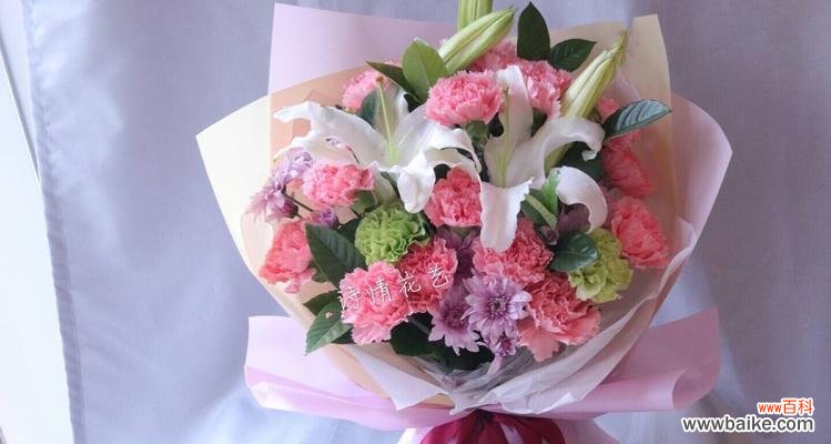 妇女节做玫瑰花礼物送什么？小心思的花语又是什么意思？