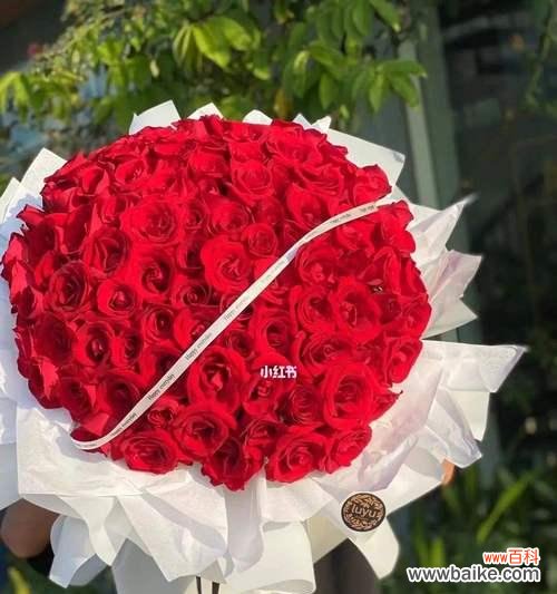 999朵玫瑰花的花语有何寓意?