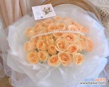 33朵玫瑰传递的情感与祝福 探寻“以送33朵玫瑰”的意义