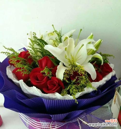 用花语传达情感的艺术 玫瑰花朵数的含义