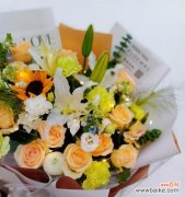 用花语解读香槟玫瑰 香槟玫瑰的象征意义