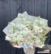 女神节送白玫瑰代表什么含义？