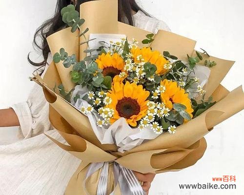 送球星花束的花语有哪些含义?