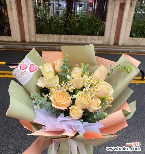 探寻花束中蕴含的代表寓意 11朵香槟玫瑰的神秘之意