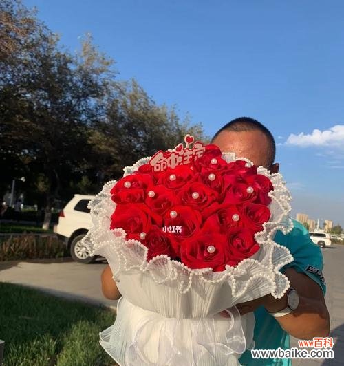 解读19朵红玫瑰所代表的深刻寓意 19朵红玫瑰的象征意义