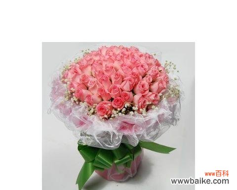 传递爱意的花束，33朵粉玫瑰的心意 爱的芬芳，33朵粉玫瑰的花语