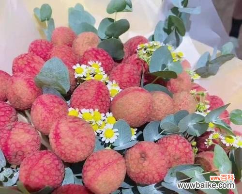 原来荔枝花的花语是什么？这种花语通常用来表达什么？