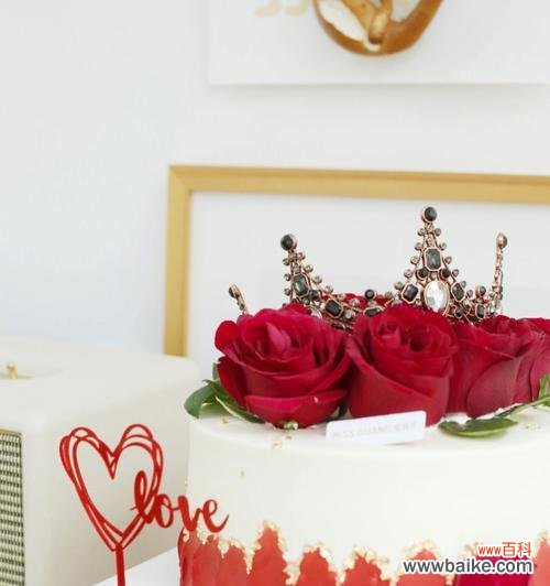 象征着爱情小蛋糕的花是什么花?这种花的花语有哪些含义?