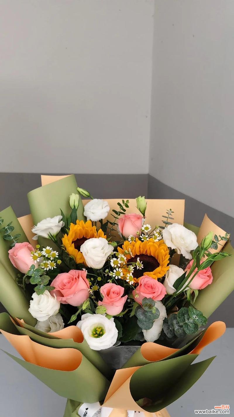 送朋友假花的含义是什么?假花在送礼时的象征意义是什么?