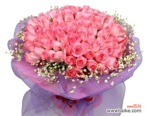 传递爱意与美好的祝福 99朵粉色玫瑰花的浪漫寓意