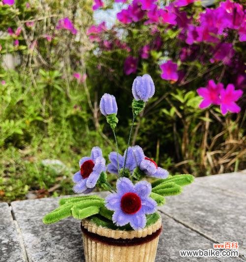 扭扭棒花有哪些寓意发财？它们在送礼中的地位如何？