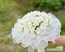 手捧花的起源是什么？它象征着什么意义？