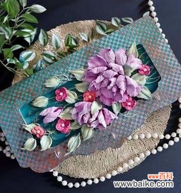 五颜六色的花浮雕有什么寓意?它们象征着什么?