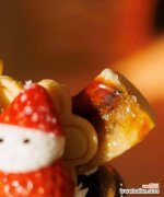 圣诞节门口拉花有何特殊含义？