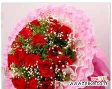 以11朵红玫瑰代表什么 红玫瑰的寓意与象征