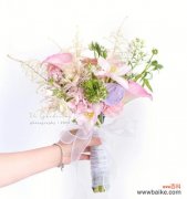 手捧花加头纱的寓意是什么？