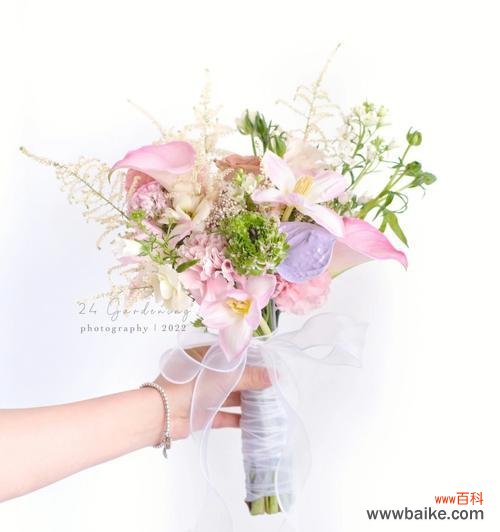 手捧花加头纱的寓意是什么?