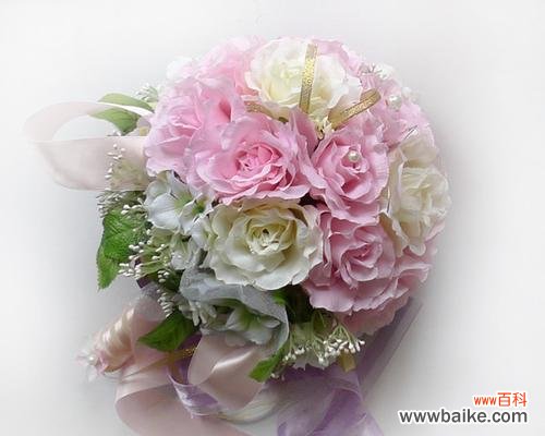 手捧花加头纱的寓意是什么?