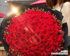 传递爱与情感的花束 15朵玫瑰的意义与象征