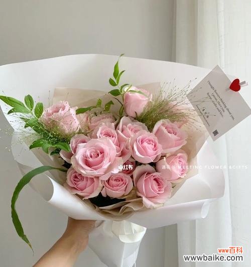 用花语传达真挚情感的独特方式 19朵粉玫瑰的浪漫寓意