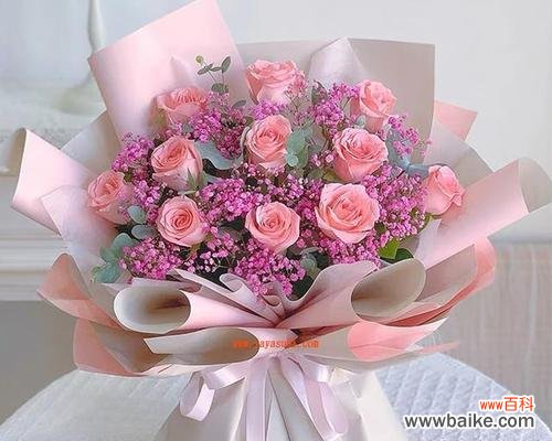 长辈结婚送玫瑰花有何寓意？选择什么颜色的玫瑰花最合适？