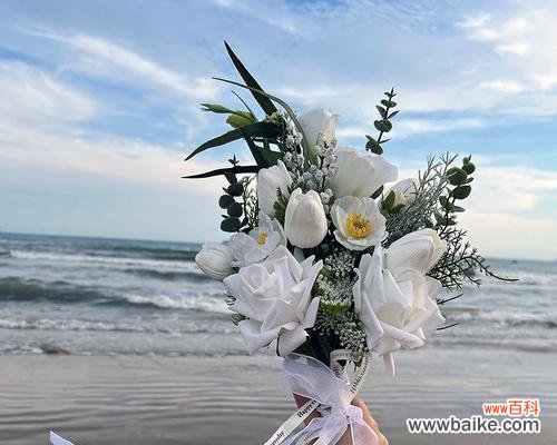 手捧花在求婚中代表什么意义？