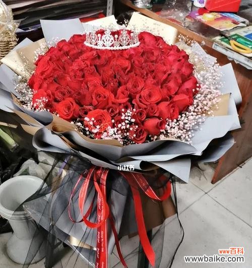 浪漫而深沉的爱情宣言——29朵玫瑰花的传情之道 29朵玫瑰花的代表意义剖析