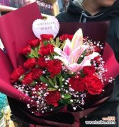 母亲节送什么花最合适？母亲节象征物花的含义是什么？