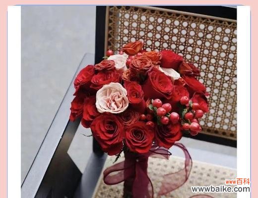 手捧花的意义是什么？选择手捧花时应注意哪些寓意？